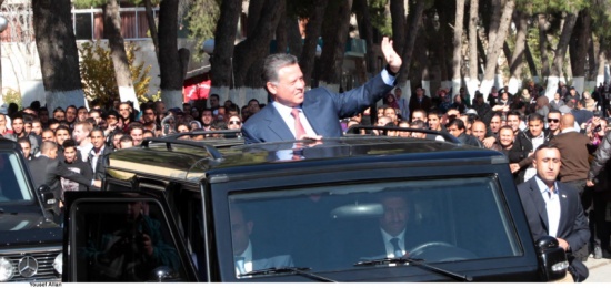 الملك يزور الجامعة الاردنية  ( صور و  فيديو )